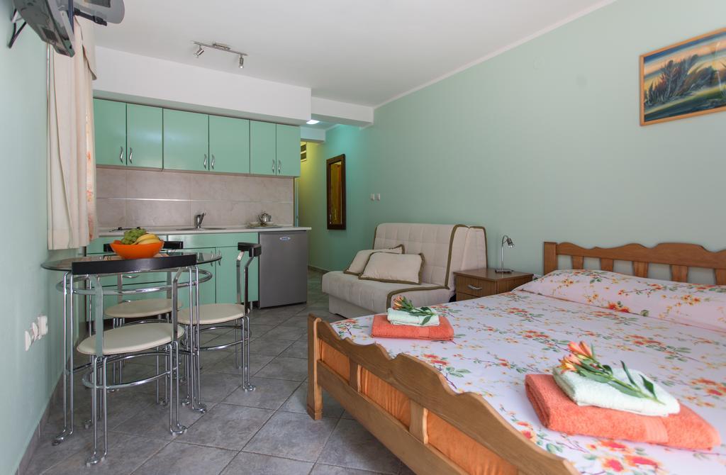 Djurovic Apartments Montenegro Kotor Exterior foto