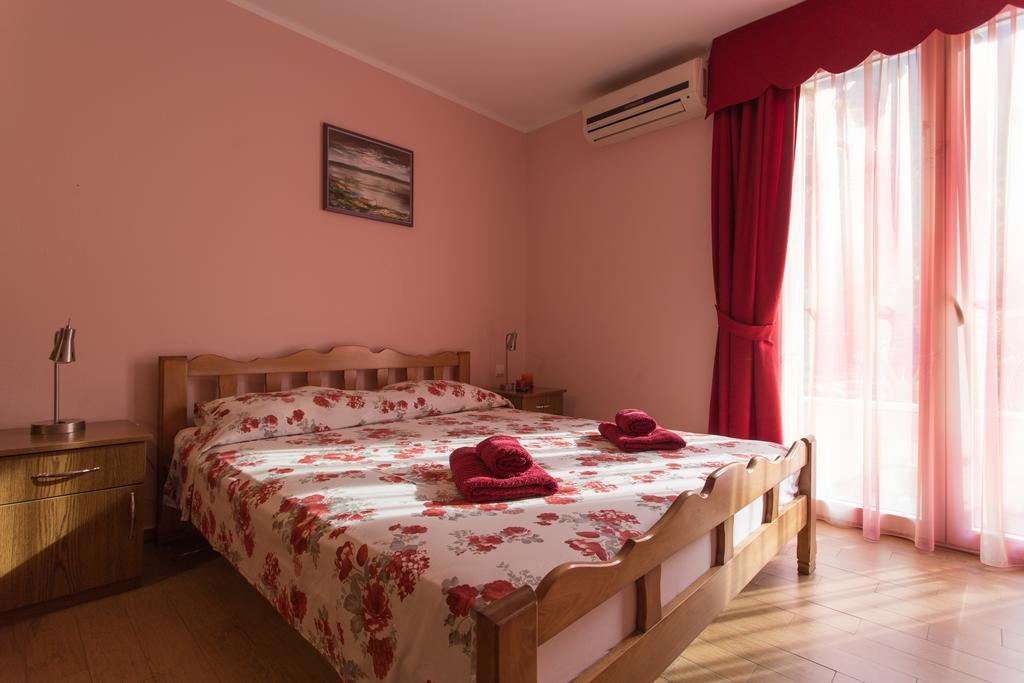 Djurovic Apartments Montenegro Kotor Exterior foto